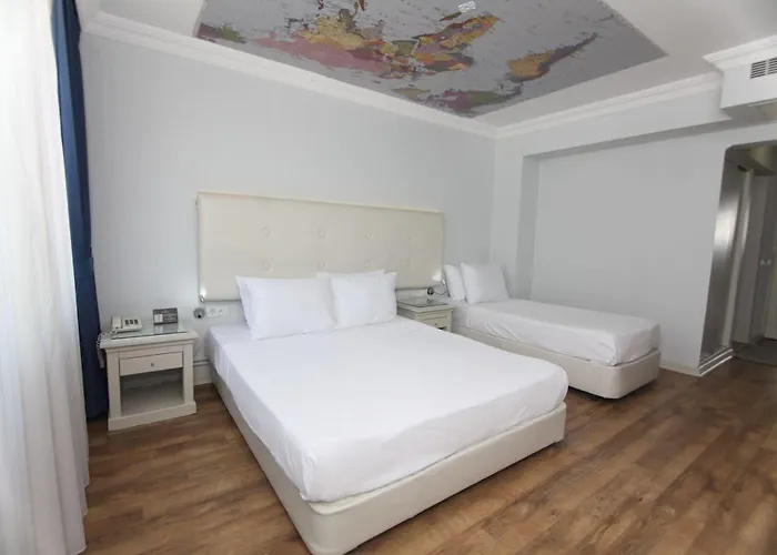 Hotel Etap Mola 3*