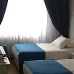 Hotel Etap Mola